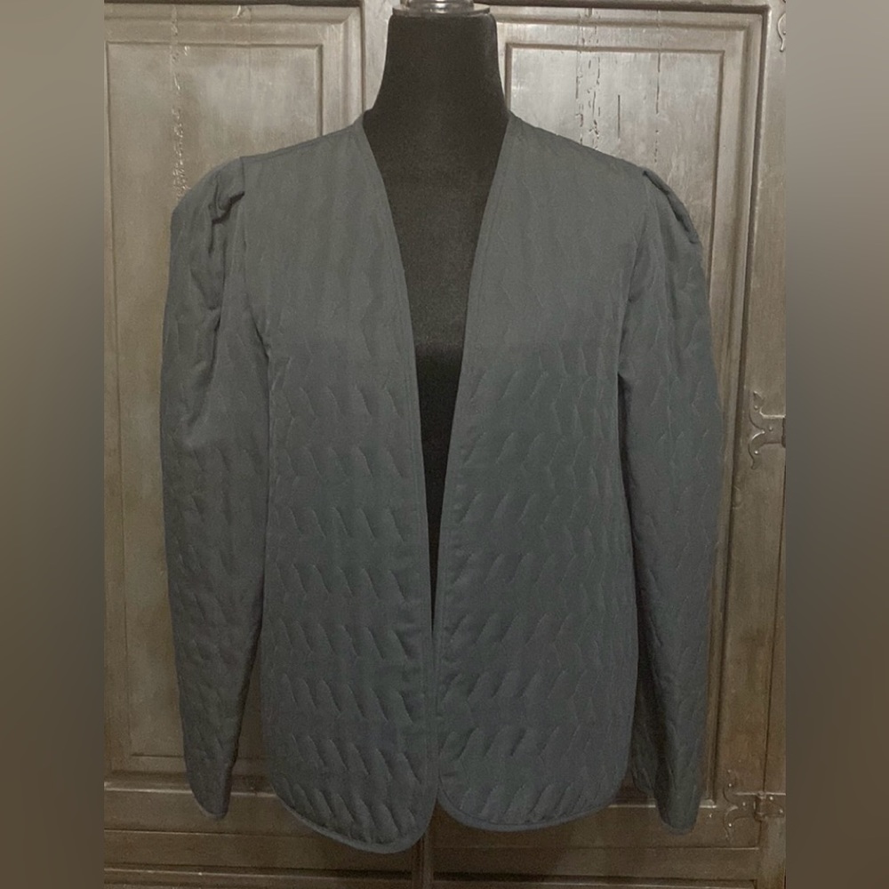 Judy Bond vintage blk quilt jacket. Size Large